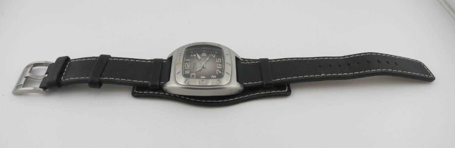 Fossil Steel and Black Leather Analog Quartz Watch – PR-5241 – New Battery