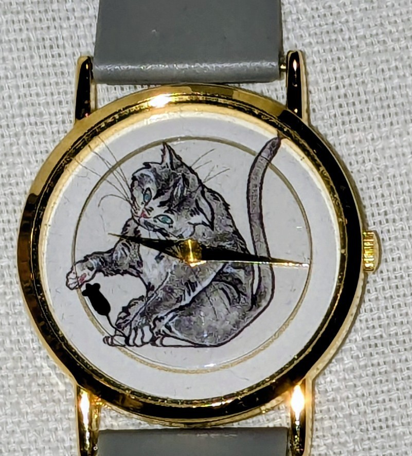 Vintage 1980’s Cat & Mouse Rotating Watch Gray Watch Band Unisex