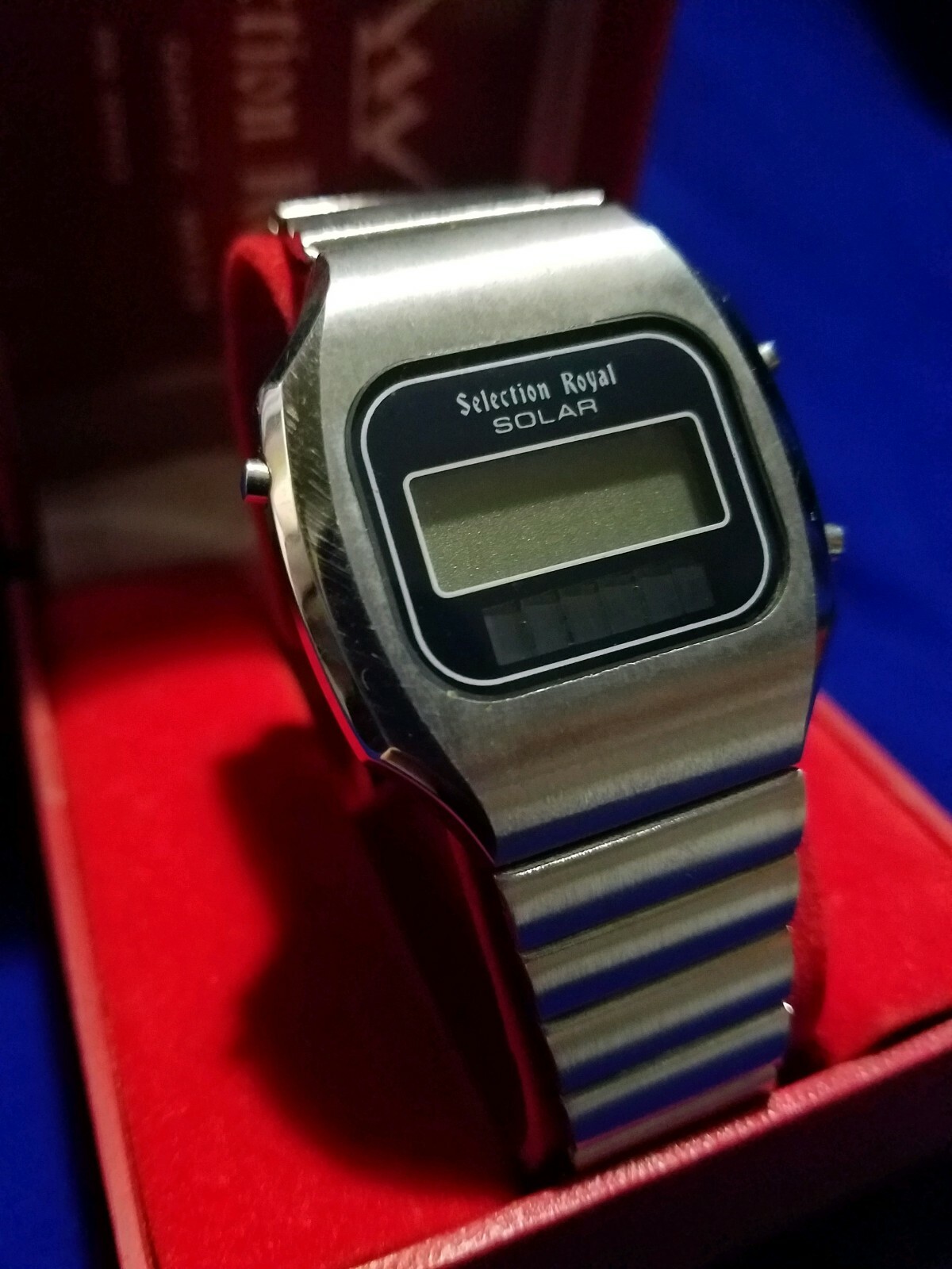 WATCH/NOT THIS PC/AS-IS/PARTS/VTG.70s/SELECTION ROYAL/B-SOLAR POWERED LCD QUARTZ