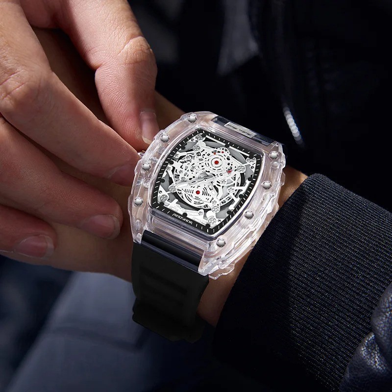 Fashionable Casual Men’s Watch Luminous Calendar Function Silicone Strap Tonneau