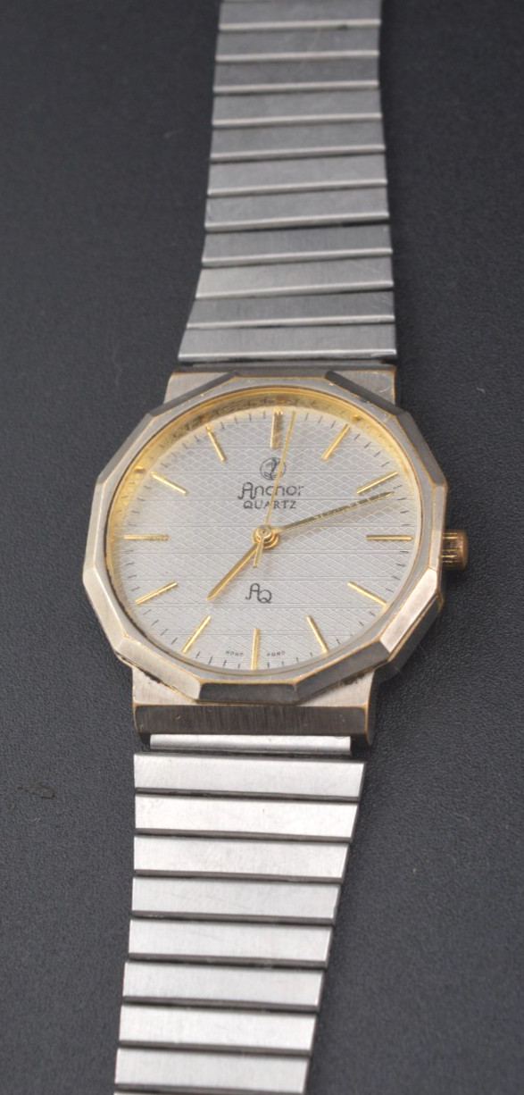 Vintage Anchor Quartz Wristwatch New battery runs great »GUARANTEED» Serviced