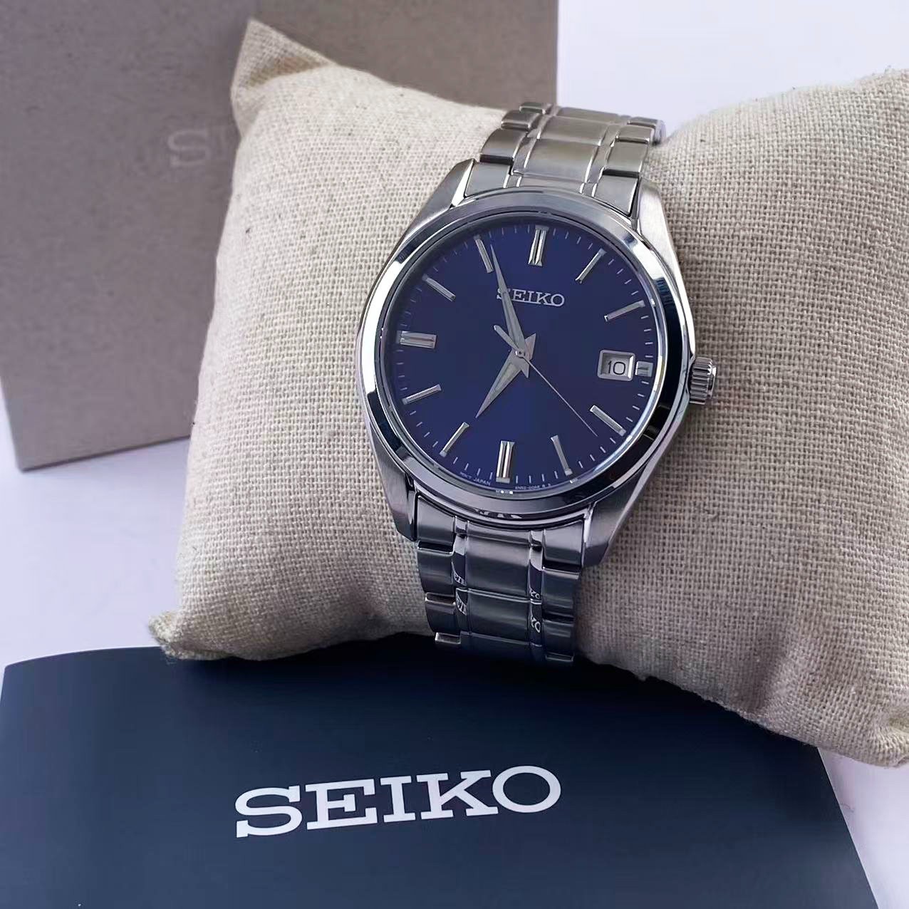 New Seiko Essentials SUR309 Blue Dial Stainless Steel Men’s Quartz Watch 40.2 mm