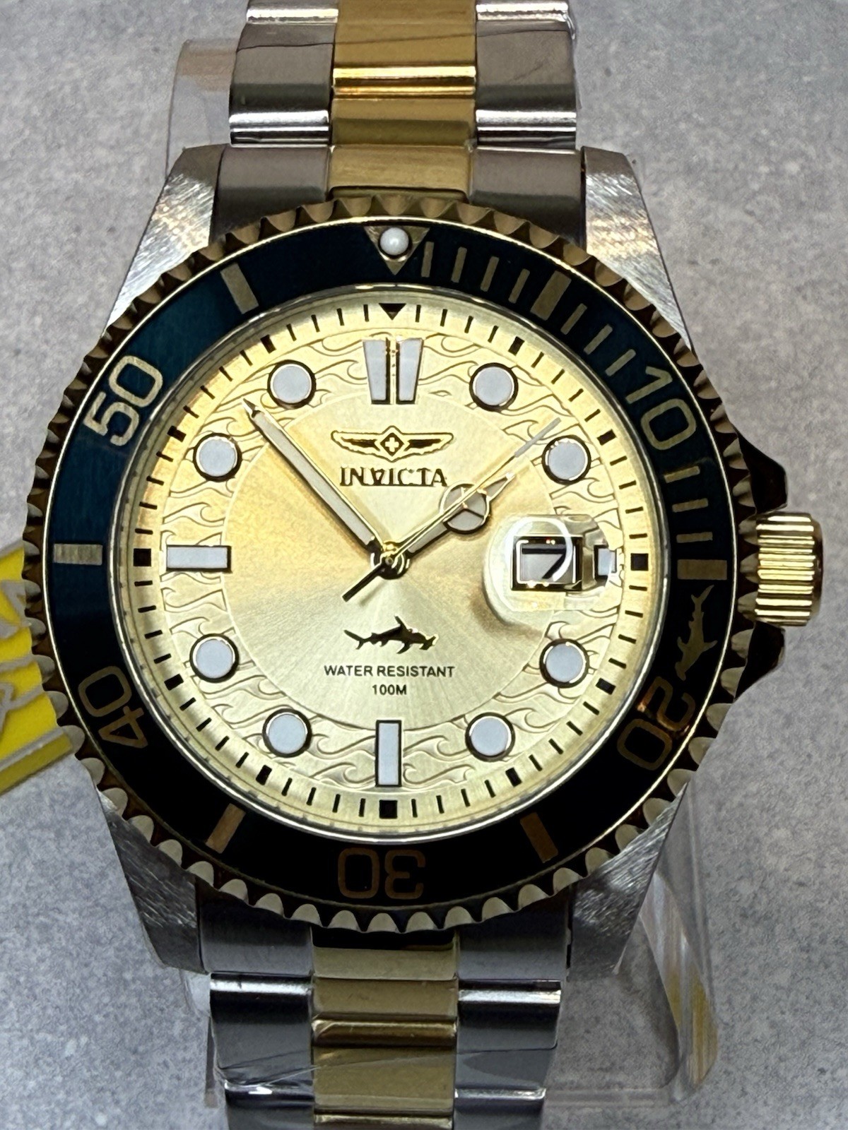 Invicta Pro Diver 43mm Men’s Watch Gold Sunburst Dial Teal Bezel Brand New