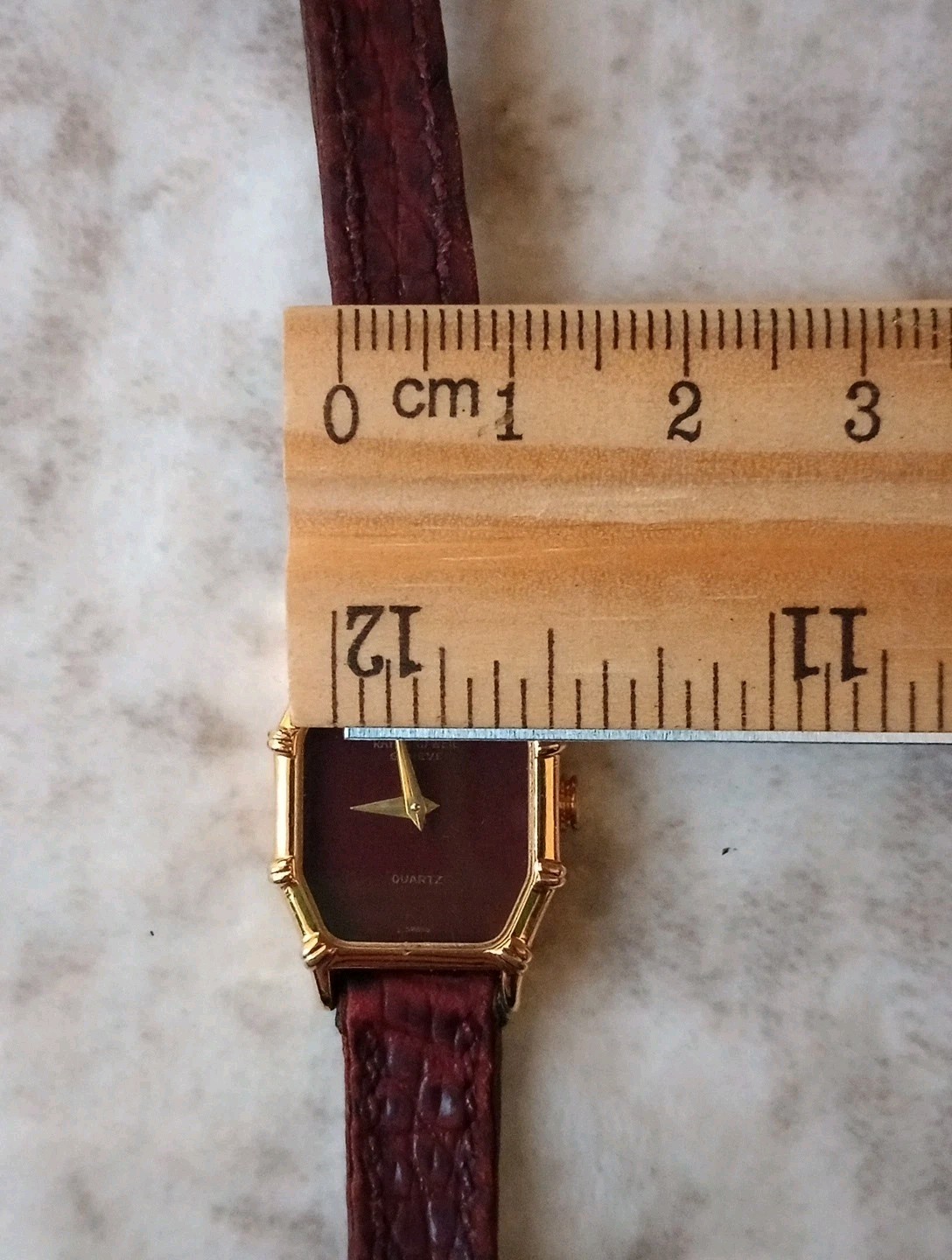 Vintage RAYMOND WEIL Ladies Watch~SWISS Made ~ 18K Gold Electroplated ~ 8700