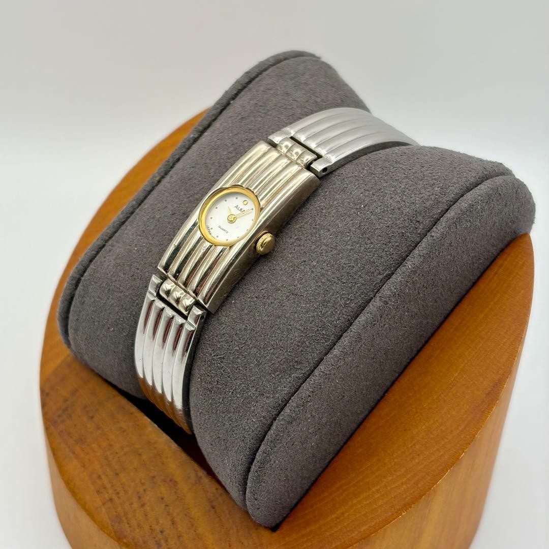 Vintage Seiko Alba V220-0020 Ladies Bangle Watch Silver Tone Quartz