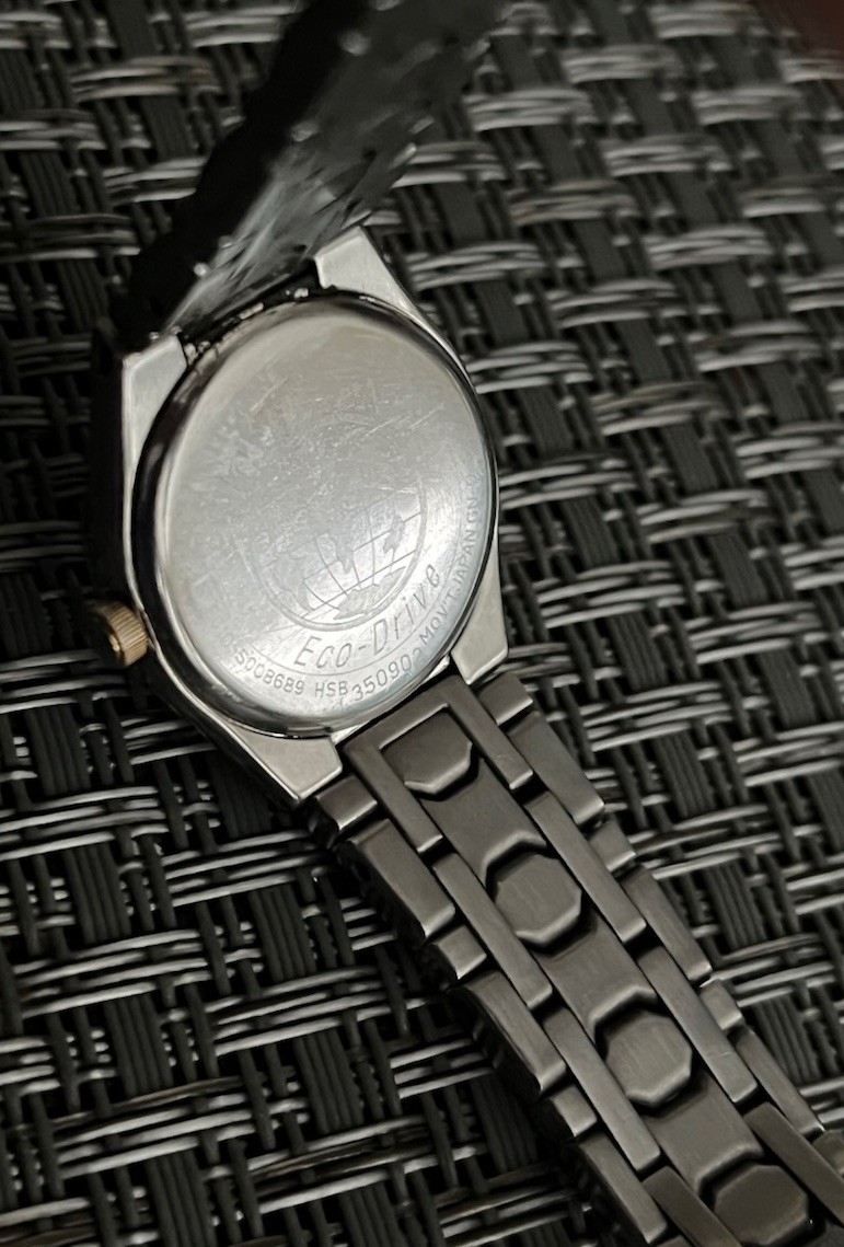 RUNNING LADIES CITIZEN E010-S008689 ECO-DRIVE WATCH w/ DATE FEATURE