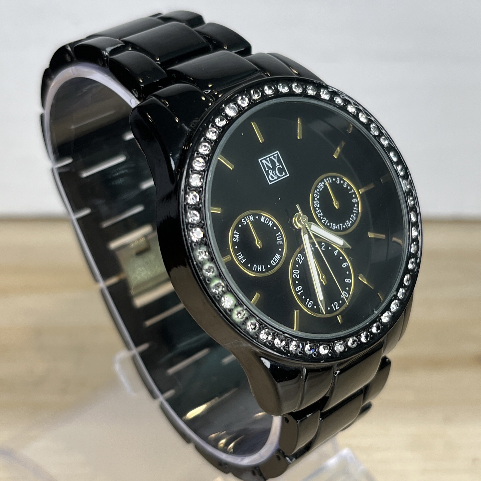 Ny&C Women’s Watch Black Gem Set Bezel Round Dial Jewelry Clasp NEW BATTERY