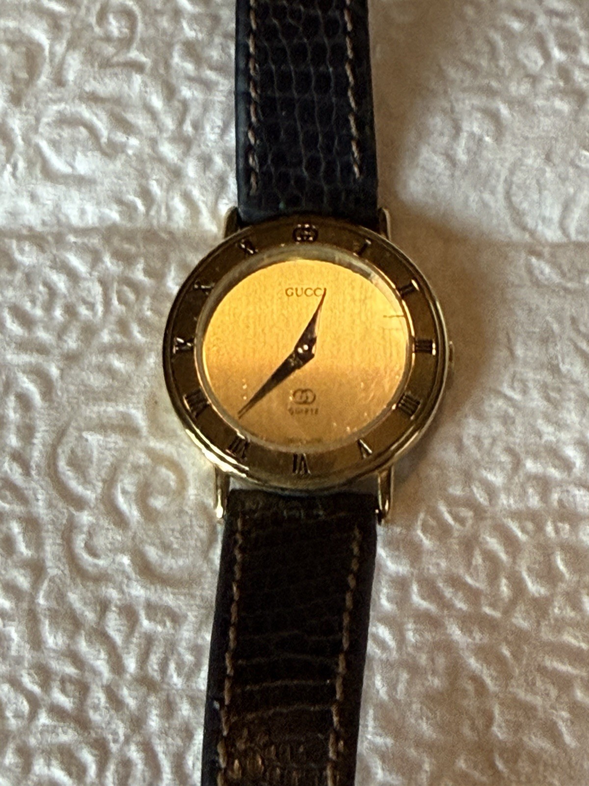 GUCCI Women’s Watch 3000M Gold 33mm Vintage New Battery