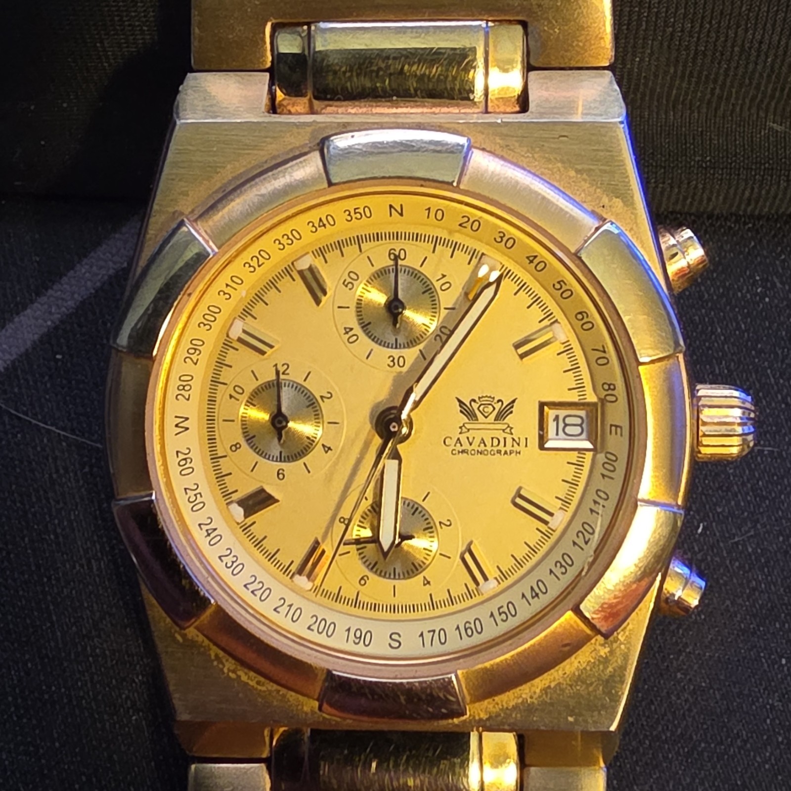 Cavadini Chronograph Quartz Gold Tone Analog Dial Date 30mm(needs battery)