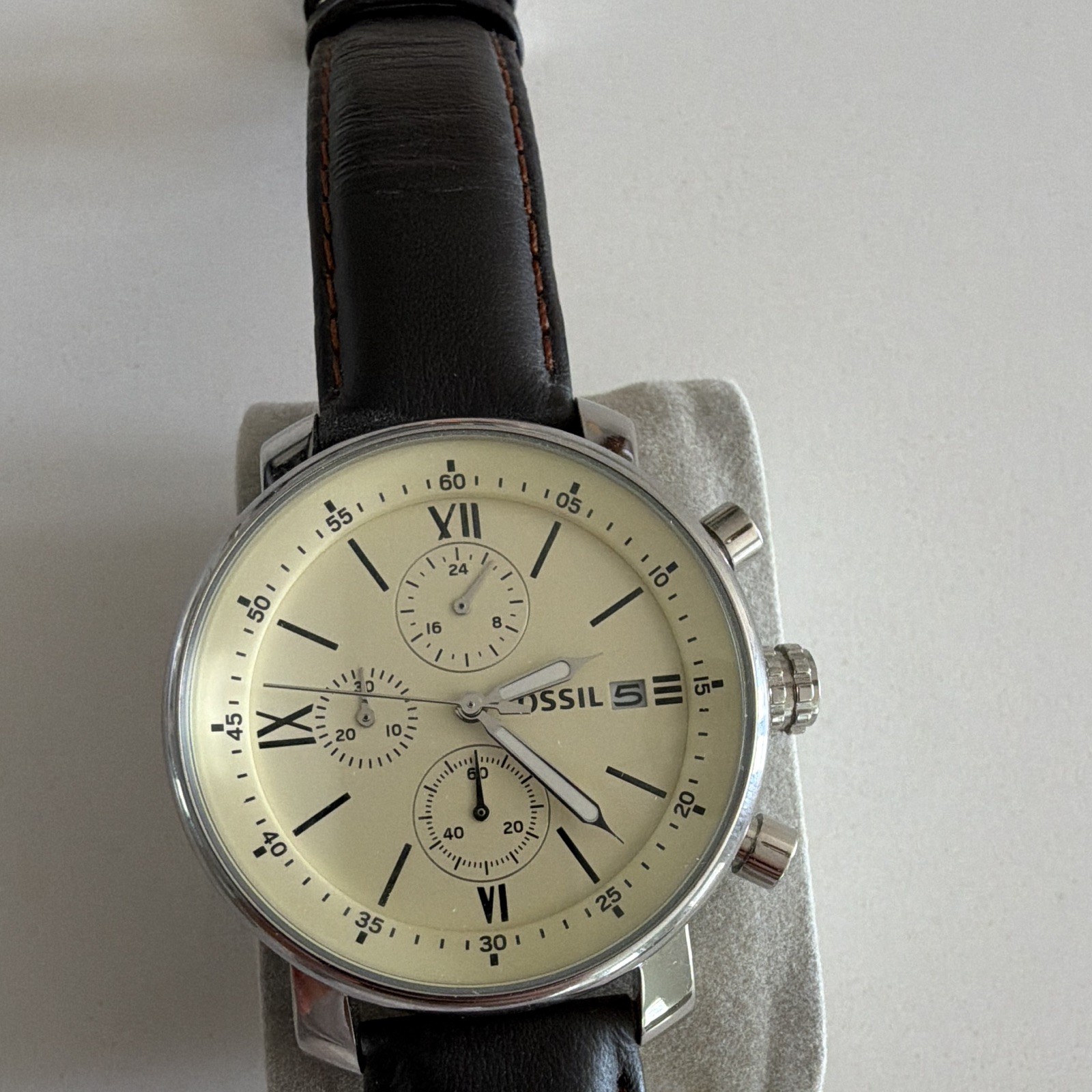 Fossil Men’s Rhett BQ1007 Quartz Chronograph Dark Brown Leather Strap Cream Dial