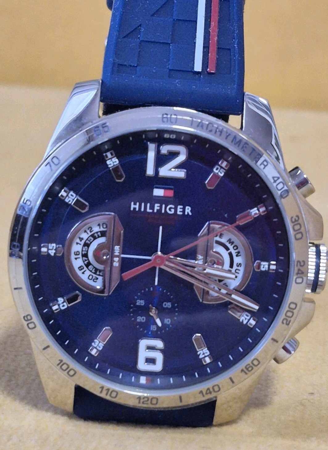 Tommy Hilfiger 1791473 Men’s Quartz Silicone Strap Black Dial Watch, 46mm