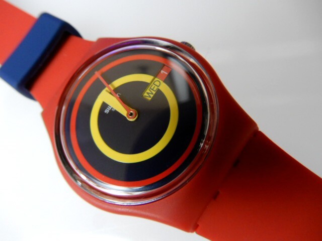 CONCENTRIC RED! Dynamic Yellow/Blue/Red Swatch with DAY/DATE, Silicone Band-NIB!