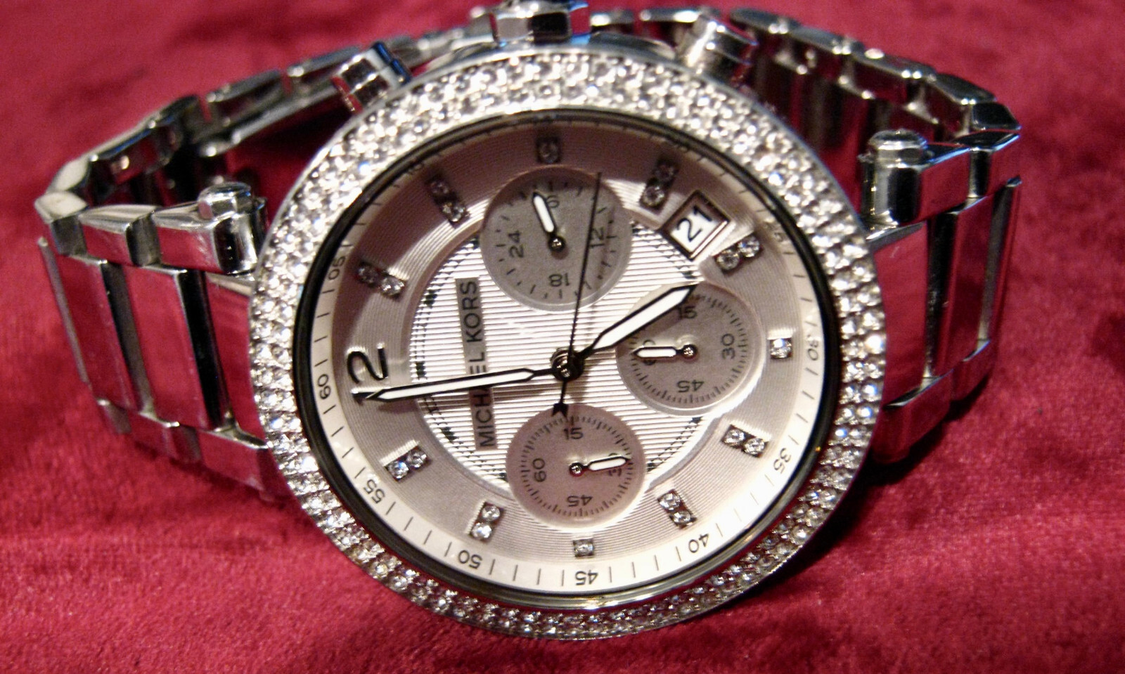 Michael Kors Parker Watch Women 39mm Silver Tone Date MK-5353 New Battery 5″