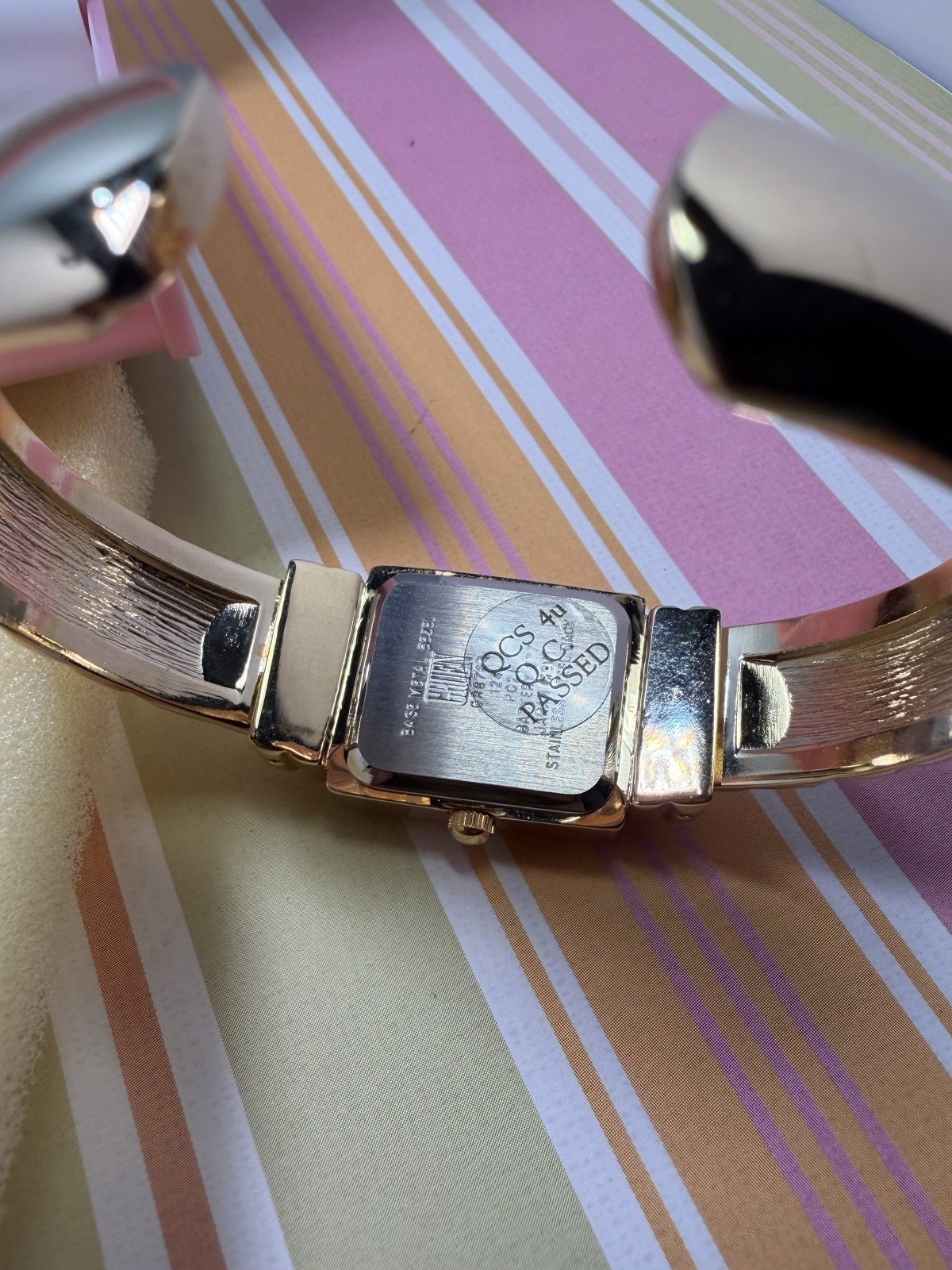 Vintage Ladies Gruen Gold Toned Fancy Hinged Cuff Watch Never Used