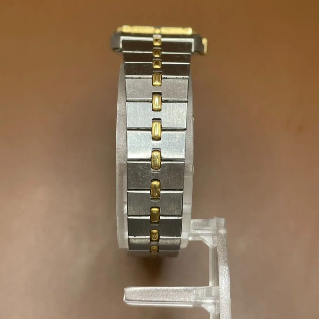 Seiko Women’s Quartz Wristwatch 7321-5820 White Dial Square Silver Gold Japan