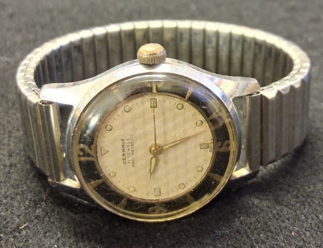 BERNHUF 17 JEWELS ANTI-MAGNETIC SWISS MADE WRISTWATCH TEXTURED WAFFLE DIAL WATCH