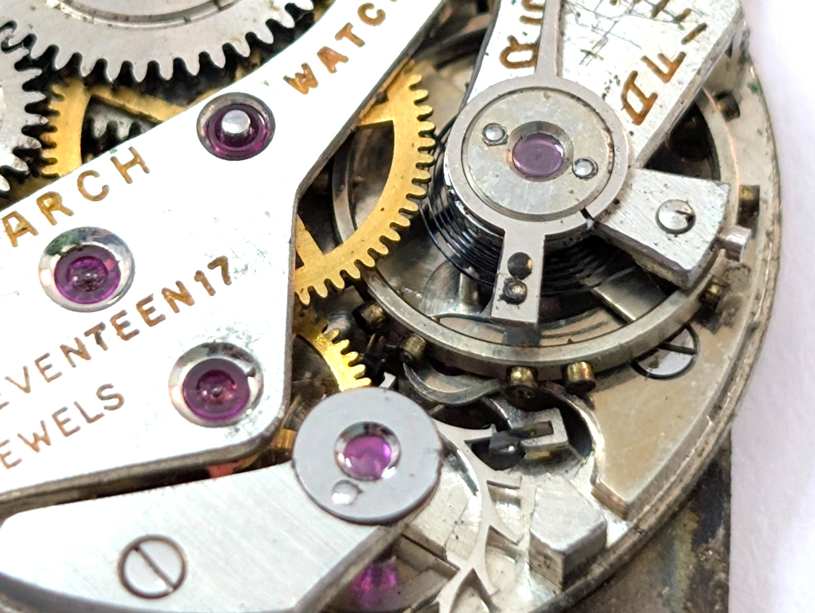 Vintage MONARCH De Luxe 17j 20mm Swiss Mechanical Watch Movement PARTS or REPAIR