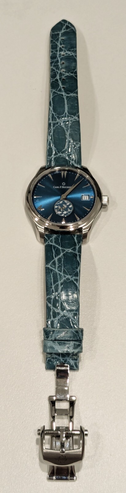 Carl F. Bucherer Manero Autodate LOVE Women’s Watch 35.5mm 00.10922.08.53.01