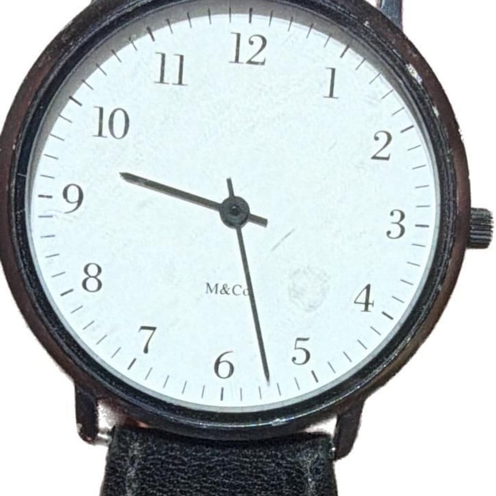 M&Co Labs New York by Projects ‘Waste Not A Moment’ Minimalist Watch