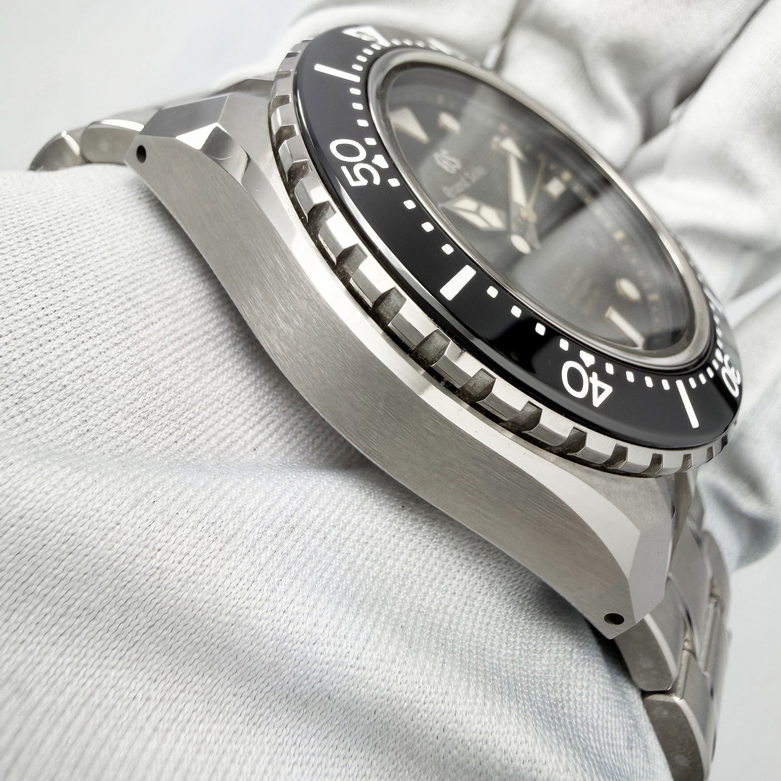 Grand Seiko Hi-Beat SBGH255 46MM Black Titanium Box Paper
