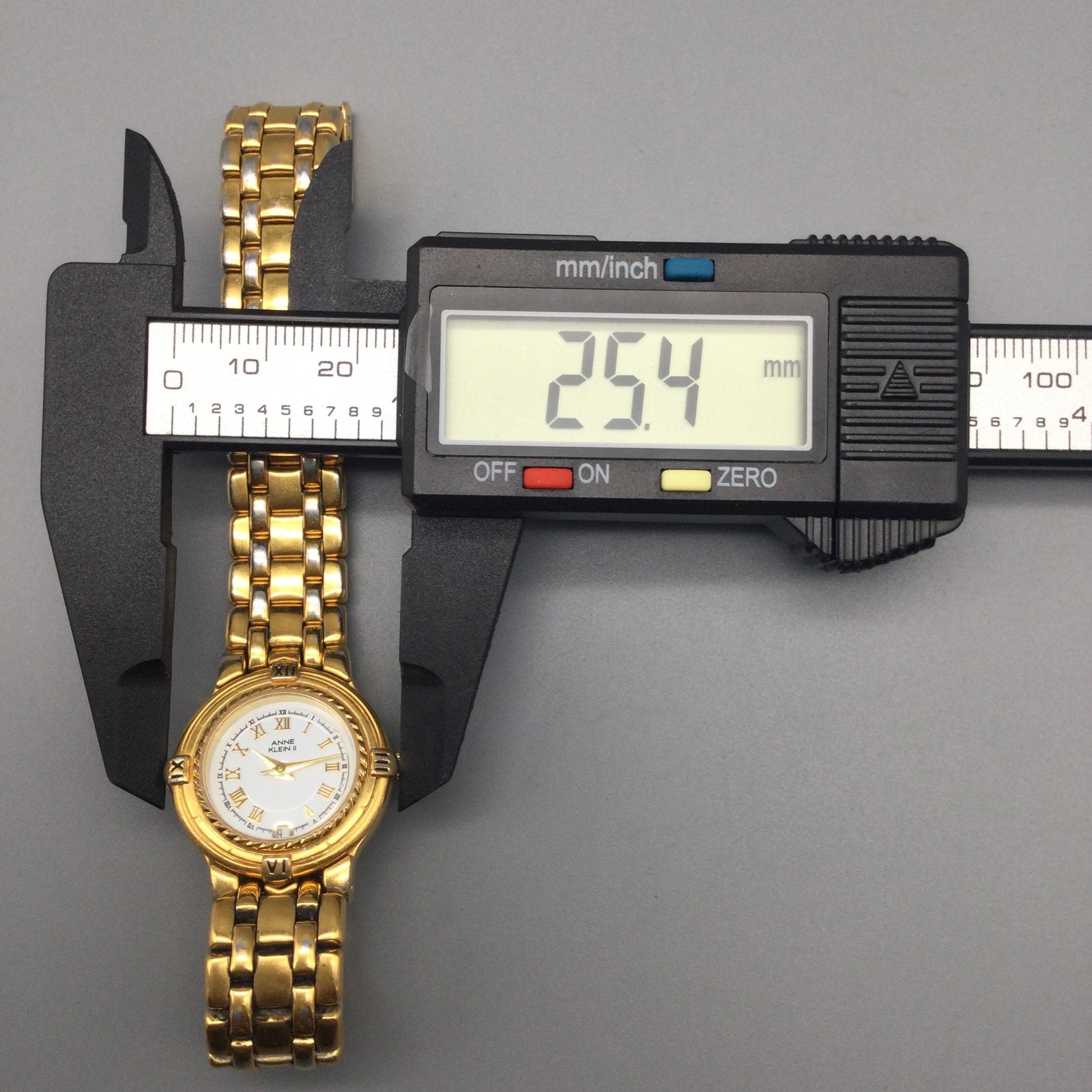Vintage Anne Klein II 101744-7 Women Watch 25mm Gold Tone Date New Battery 6.5″