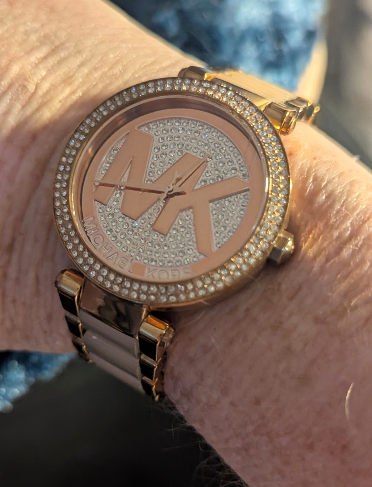 ⏱️ Unisex Michael Kors MK1676 – Sparkle in Every Second – 39mm – 6.25″ to 7.25″