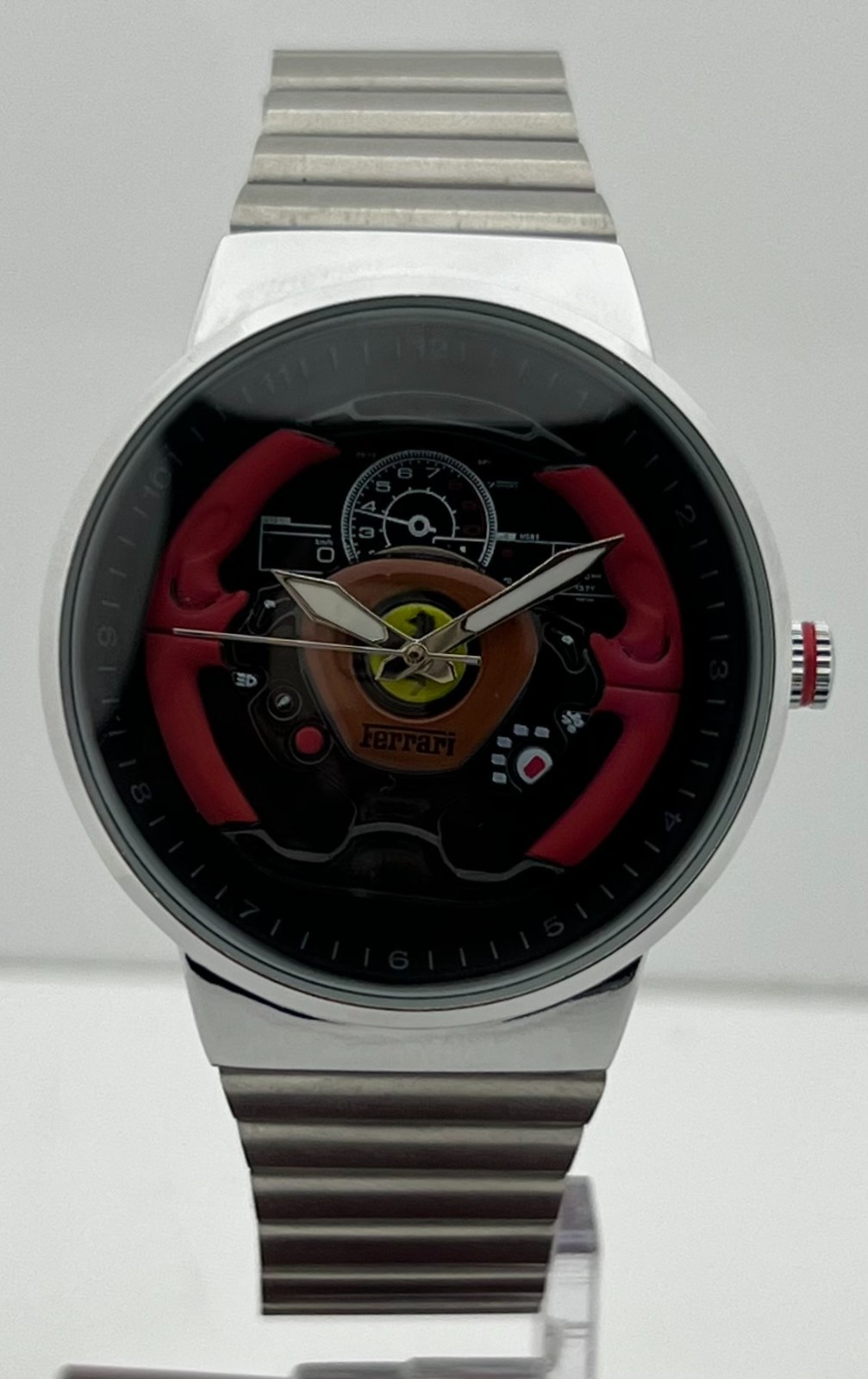 Precious Men’s Ferrari Steering Wheel Quartz Black Dial Excellent Wristwatch