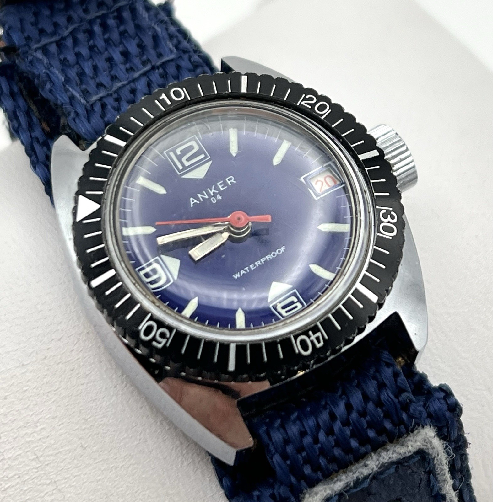 Vintage 1960’s ANKER 04 Diver German Wind Up Wristwatch 28mm Blue Dial