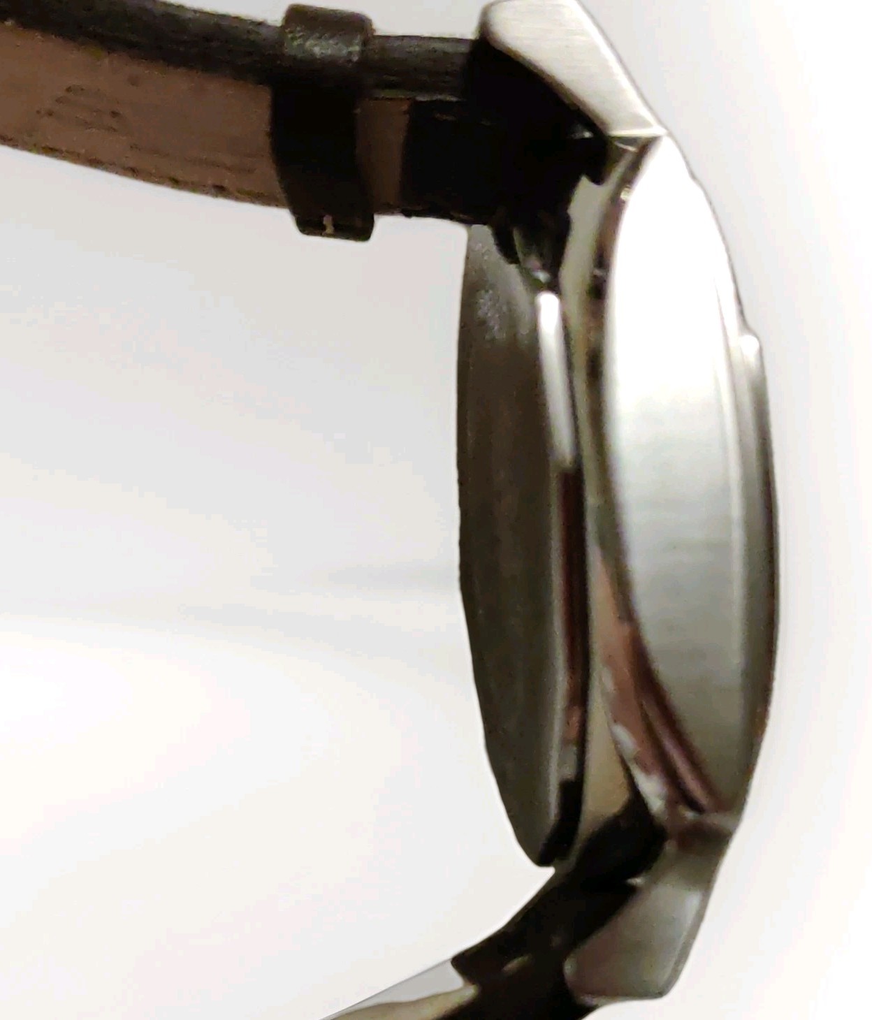 32 Degree Automatic Watch Blue face leather strap.