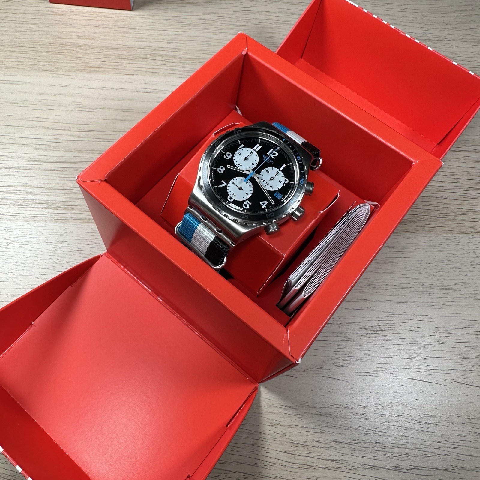 NEW✅LIMITED EDITION✅ Swatch Irony SKYBOND Chronograph Nylon Men’s Watch YVS409