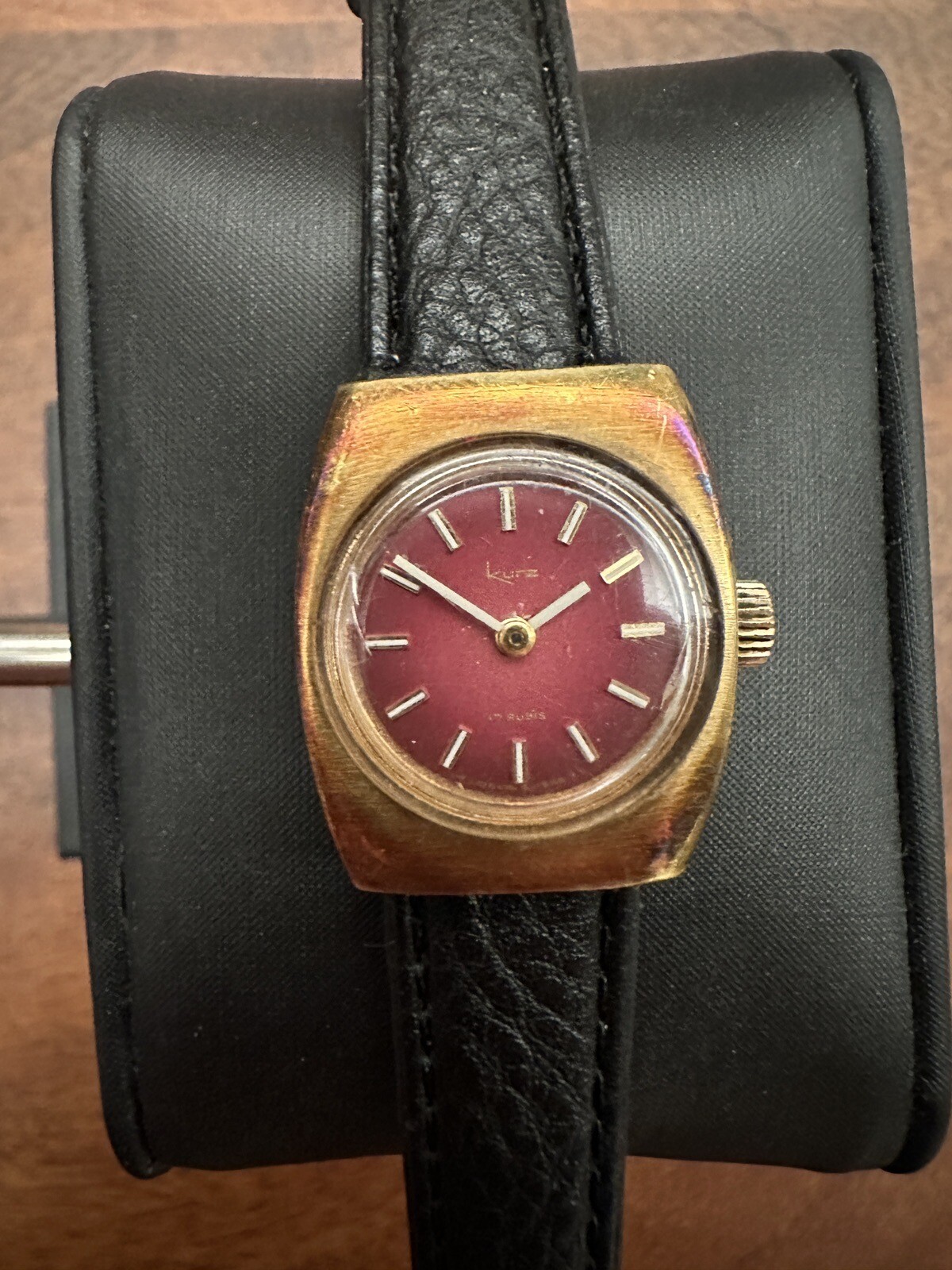 Vintage Kurz 17 Rubis Swiss Watch, Gold Plated Red Dial