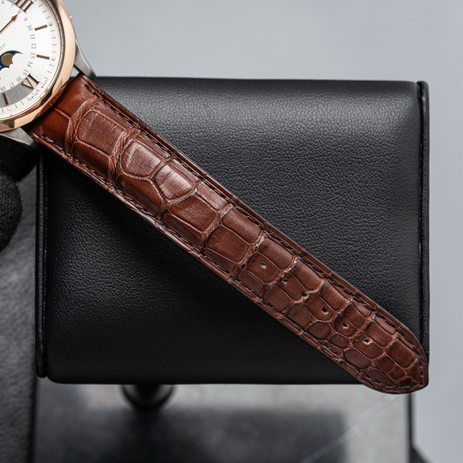 CARL F. BUCHERER Manero Moonphase 38mm R/Gold & S/Steel Watch 00.10909.07.15.01