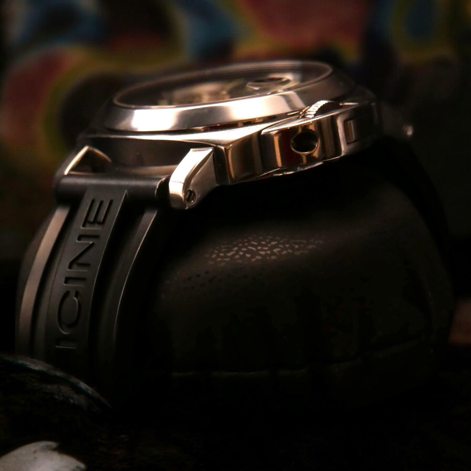 Panerai Luminor 44mm Watch – PAM01090 Box And papers