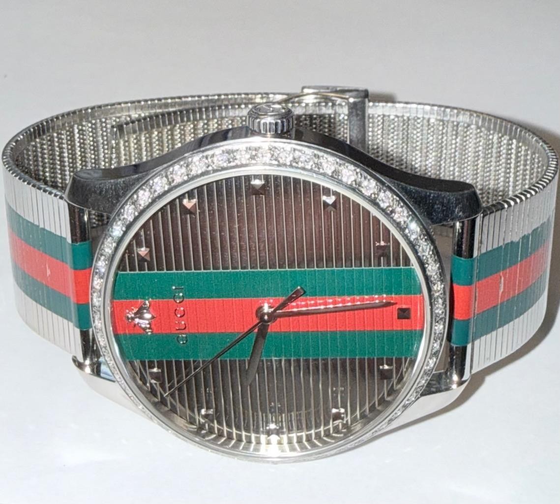 GUCCI MENS TIMELESS 126.2 LAB GROWN DIAMOND QUARTZ WATCH