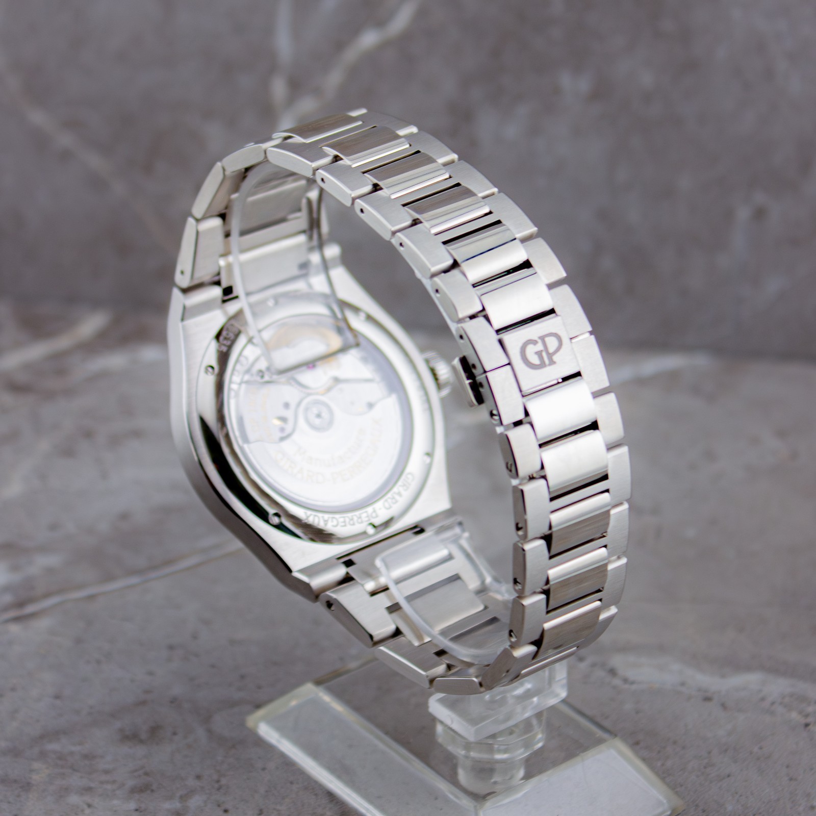 Girard-Perregaux Laureato Blue Men’s Watch – 81010-11-431-11A