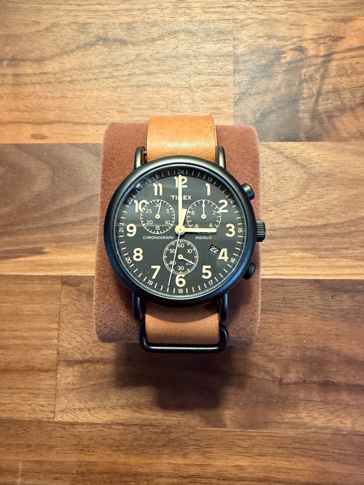 Timex Weekender Chronograph INDIGLO Date Black Dial Brown Leather 40mm Quartz