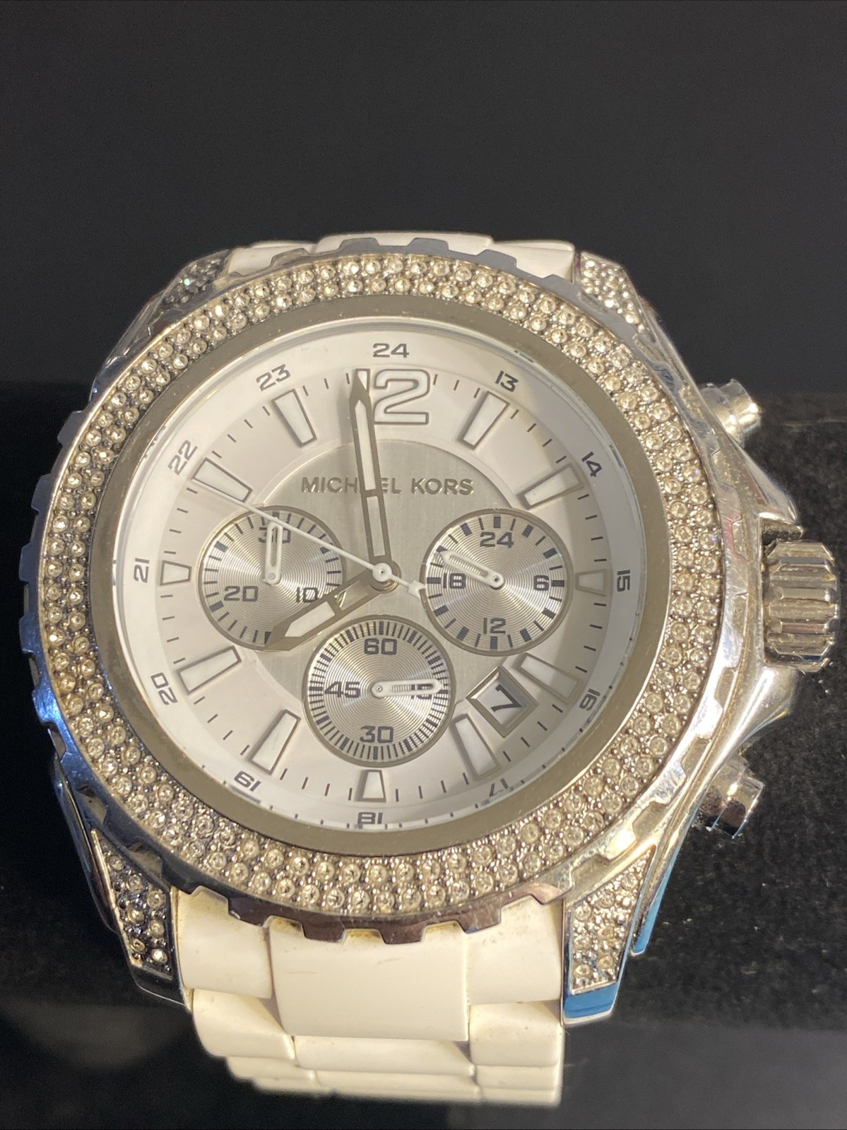Michael Kors Watch # MK-5621 New Battery Unisex