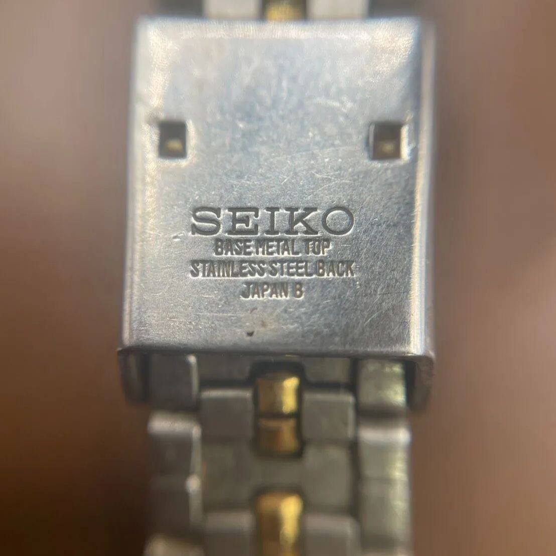 Seiko Women’s Quartz Wristwatch 7321-5820 White Dial Square Silver Gold Japan