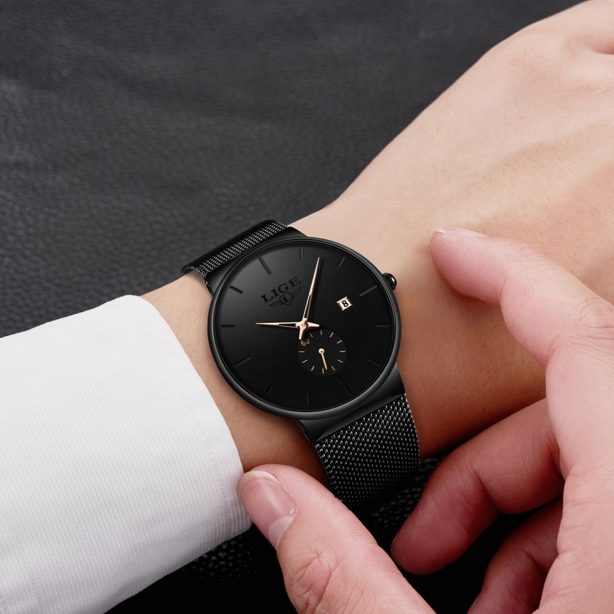 Luxury Men Watch Quartz Analog Date Ultra-thin Mesh Strap Man Wristwatch Gift