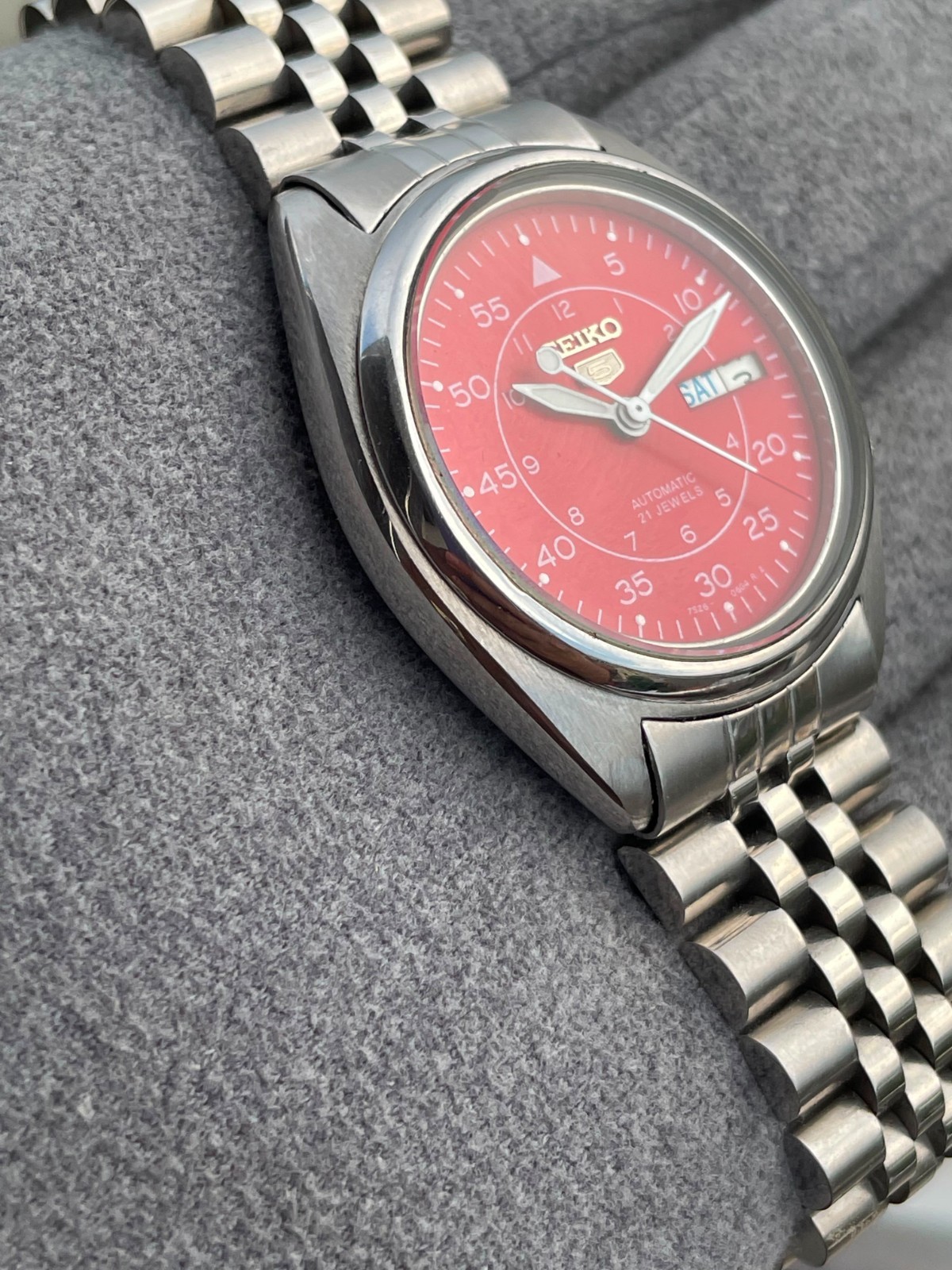 Vintage Seiko 5 Automatic 7s26 Red Dial Mens Wrist Watch