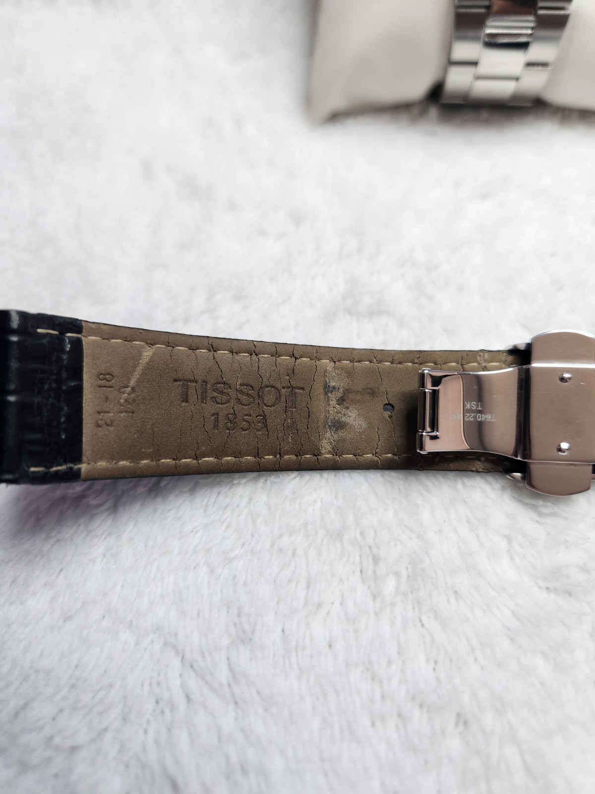 Beautiful Tissot Gentleman 40mm Men’s Watch Swiss Made Bue Sunburst Dial