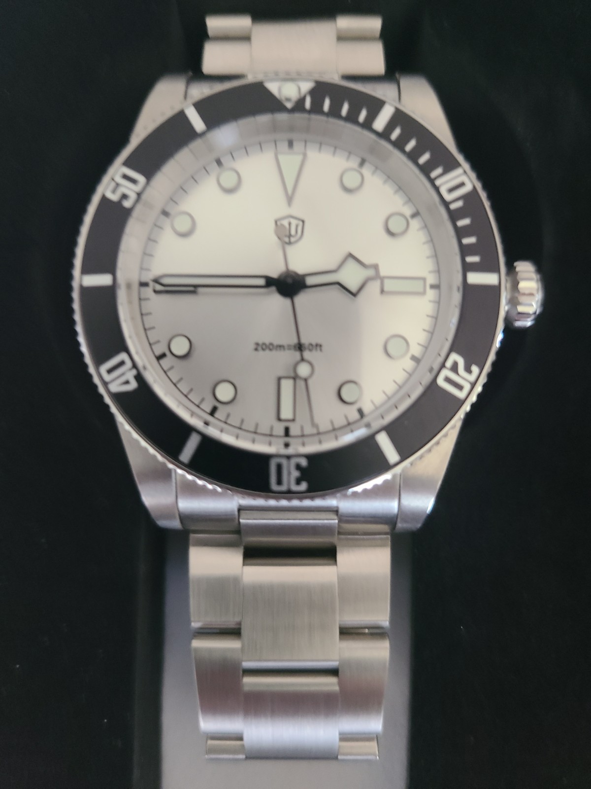 Watchdives WD7922 37mm VH31 Quartz Watch Black Bezel, Silver Dial, White Indices
