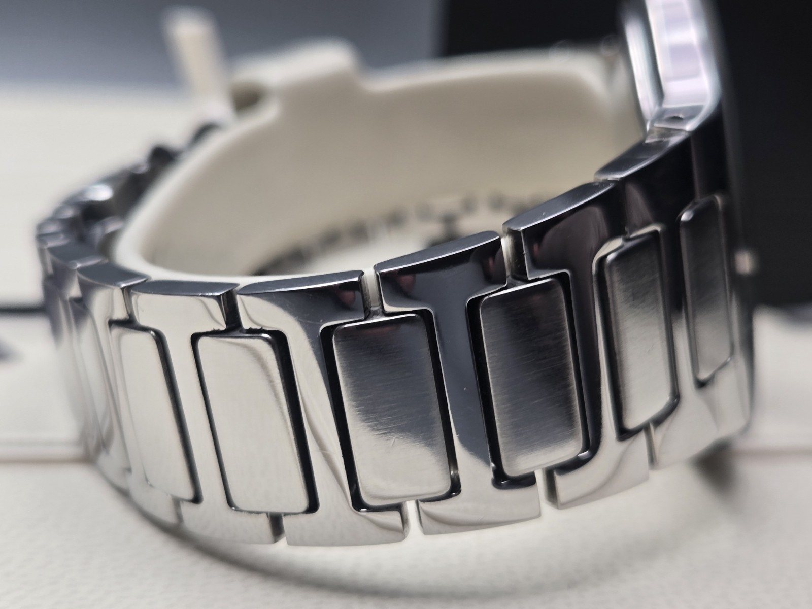 Bulova Men’s Millennia Modern Silver Stainless Steel Quartz Watch 43MM 96E117