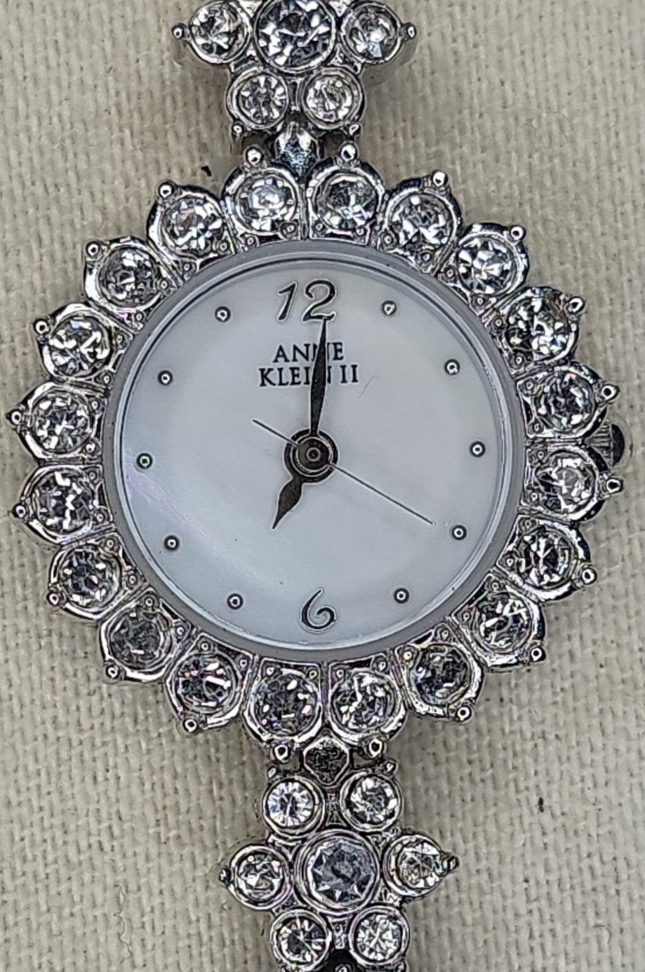 Anne Klein II quartz watch10/3613 Luxury Silver Diamond tennis Bracelet RUNS