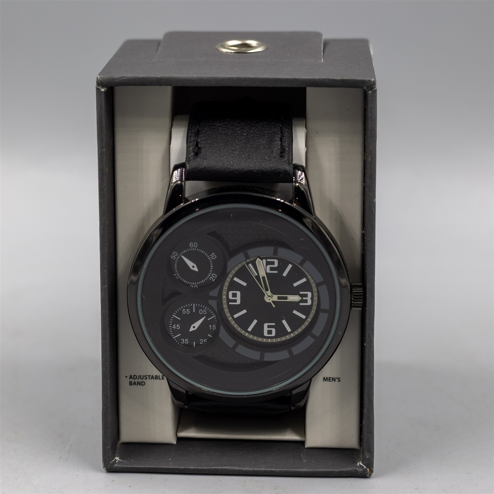 Mossimo Men’s Wristwatch Analog Black 3-Display (2014)