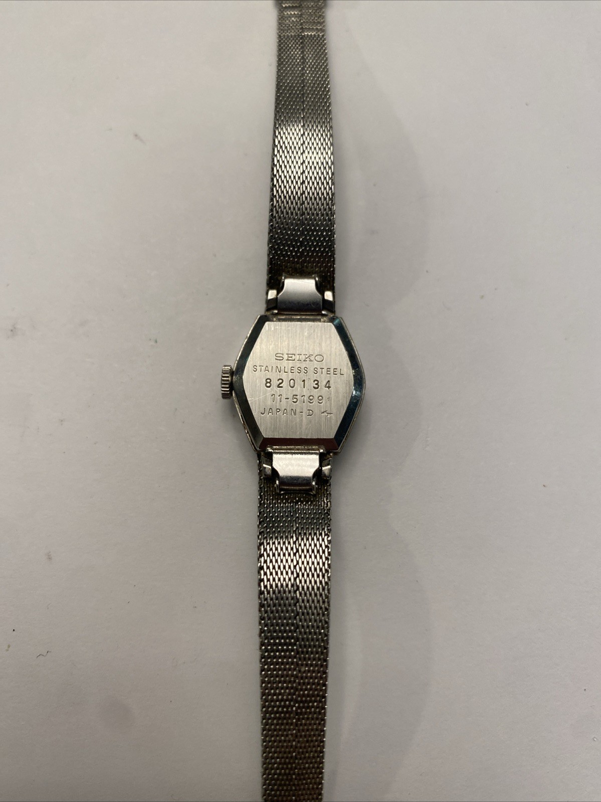 Seiko Ladies 11-5199 Dress Watch Wind Up Gold Tone Bracelet Band Mechanical