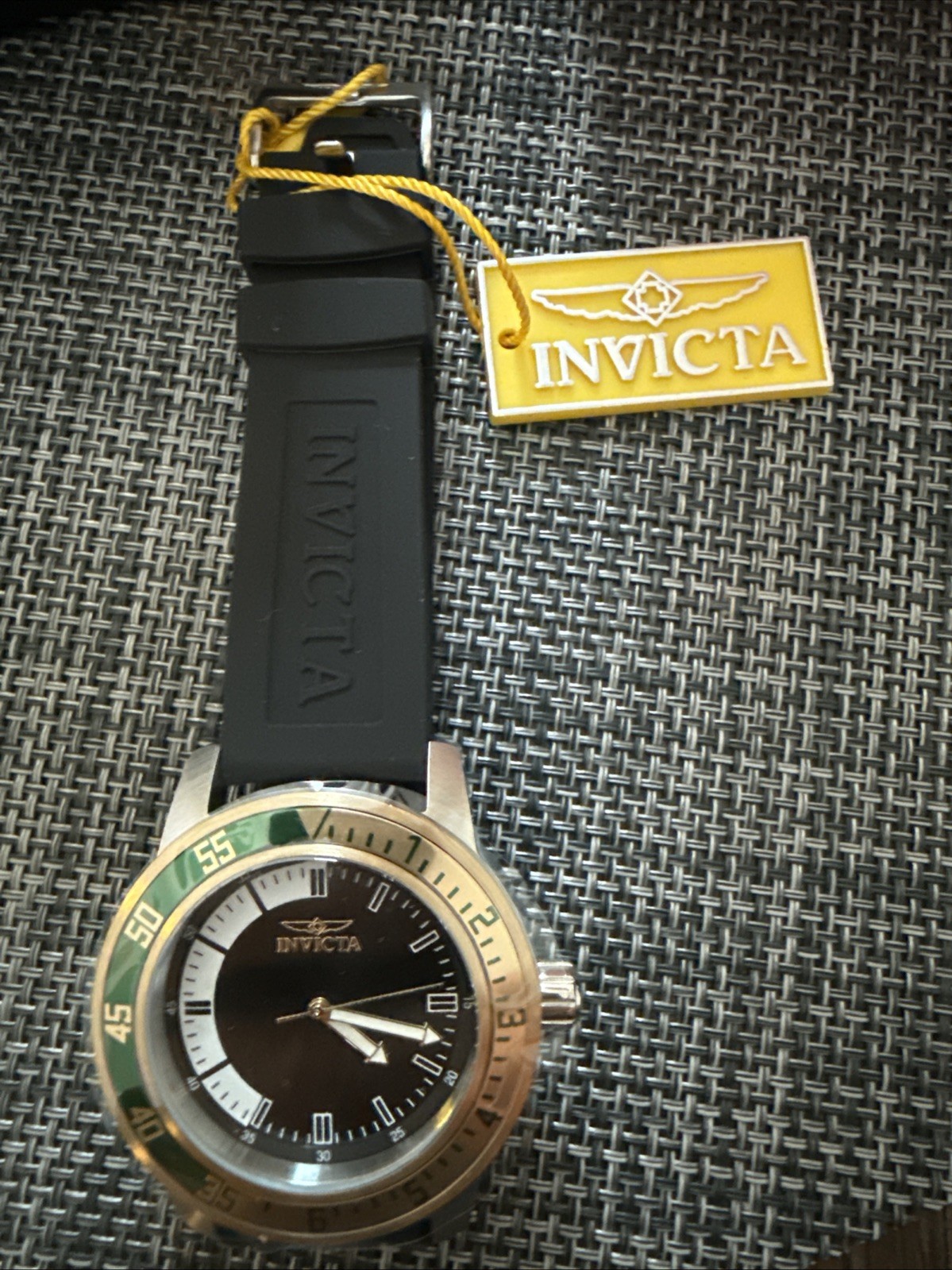Invicta Speciality 45mm Stainless Steel Case Black Dial Silicone Strap Quartz.