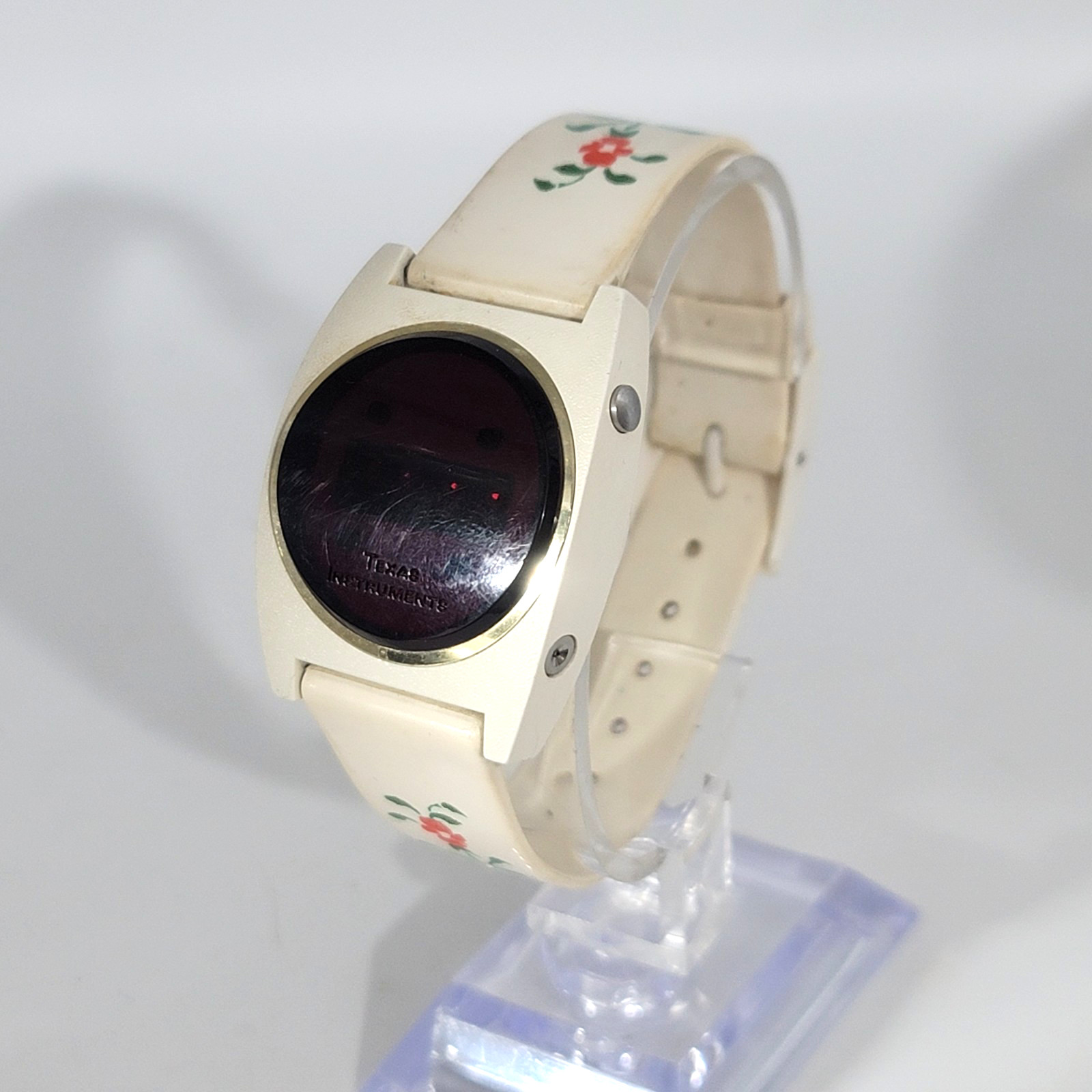 Texas Instruments Series 500 LED Digital Watch White Swiss RK Strap Runs – SB11
