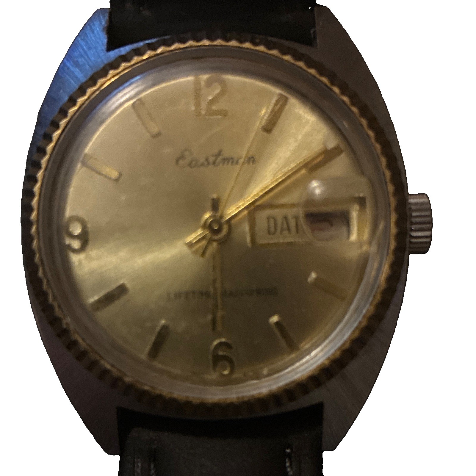 Eastman Manual Wind Day/Date Runs Gold Sunburst Dial Fluted Bezel 32mm Watch