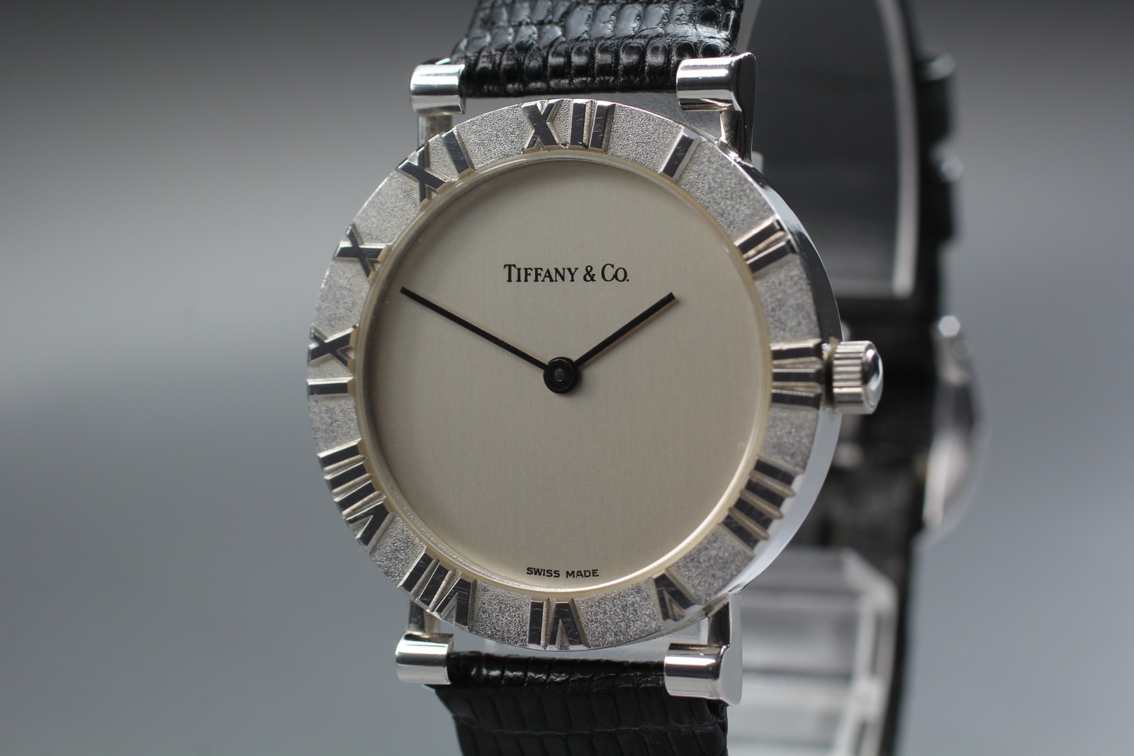 TIFFANY&CO Vintage Atlas M0640 Sterling Silver Men’s Watch 31mm New Battery